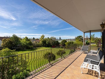 Family Charm, Two Titles, Prime Location