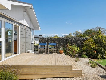Sun. Style. St Heliers.