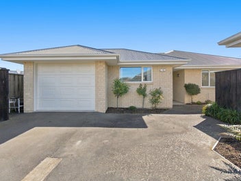 3/8 Tothill Place
