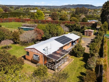 A Hectare of Opportunity, Minutes from Tauranga