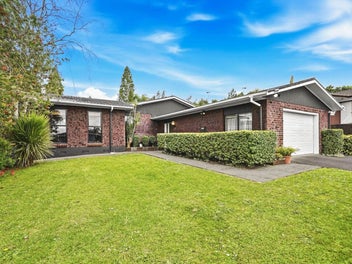 Single-Level and Easy-care Living