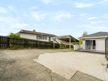 Family Living in a Popular Weymouth Location