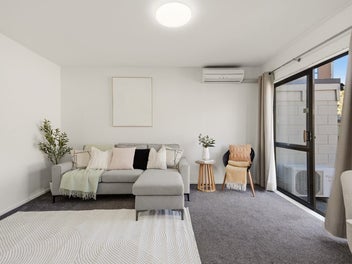 Charming Townhouse in Desirable Addington Locale