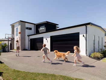 Space for the Family, Room for the Toys