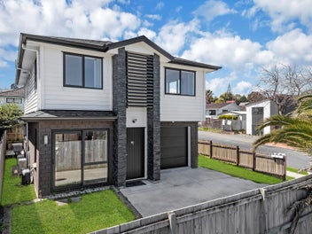 Modern Family Living in Desirable Highland Park