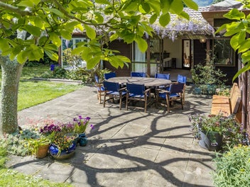 Waikanae Garden Setting