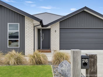 Family Space with Standout Style