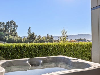 Less chores. More fun. More Wanaka.