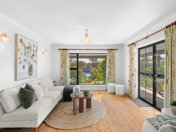 A Freehold Gem with Cottage Charm