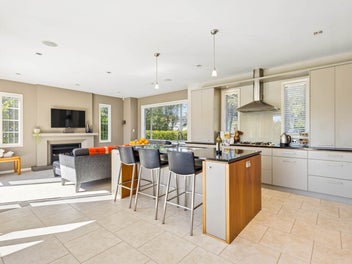 Tuscany Estate Prestige: Quality Brick Sanctuary!