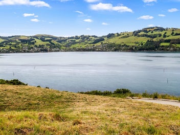 Build Your Dream Home with Panoramic Harbour Views
