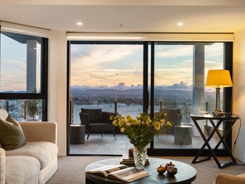 Penthouse Perfection - Seller on the Move