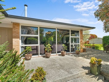 Rare Opportunity - 1012sqm section!
