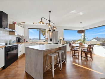 Sun, Views & Space to Embrace the Outdoors