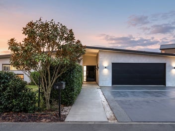 Architectural Excellence: Motivated Sale