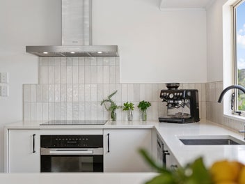 A HOME TO LOVE. AN OPPORTUNITY TO SEIZE!