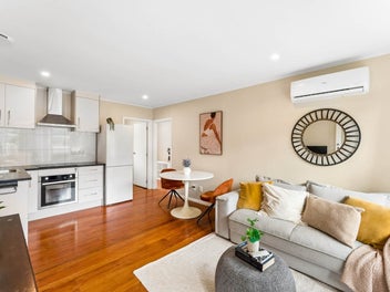 Solid Brick & Title Unit in the Heart of Royal Oak