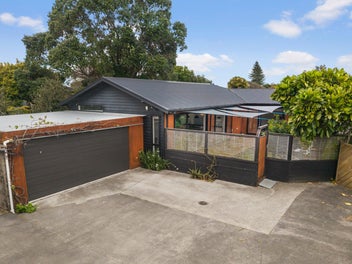 Must Be Sold! Modern Living Ready For You Now!