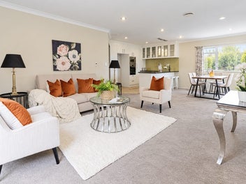 Modern & Luxurious with Land!