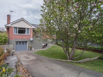 Image 1 of 20