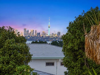 Space, Views & Potential – A Must See!