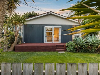 Fresh, Fenced & Ready for Summer!