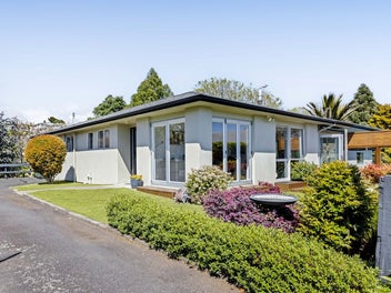 A winning position in Strandon
