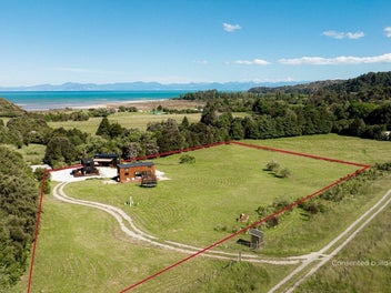 Owners moving overseas – Auction