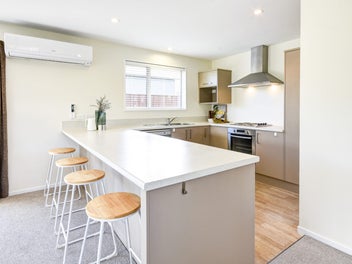 Central, Sunny and Simply Convenient