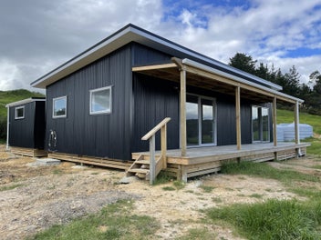 Affordable Lifestyle Living on 1.86ha