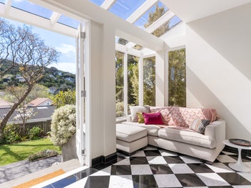 Sun and Space on Top Karori Street