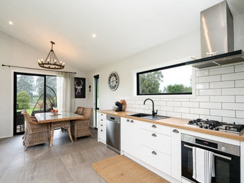 Modern Lifestyle Living!