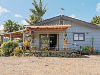 Image 1 of 32