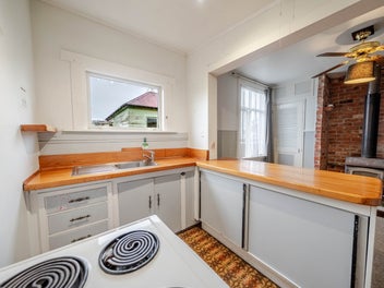 Space, Garaging & Potential!