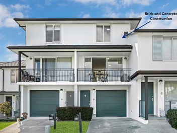 Walk To Botany - Parkside Living
