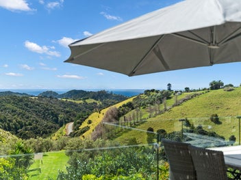 Your Olive Estate and Coastal Paradise
