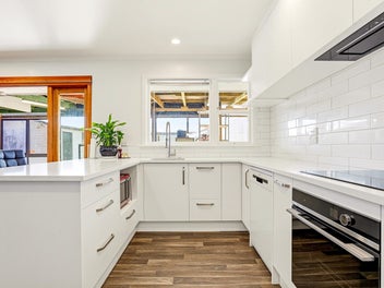 Urgent sale - no plan B, your opportunity awaits