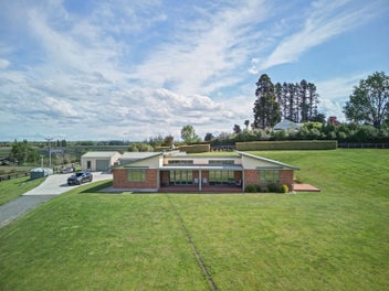 Lifestyle living - space, views and versatility