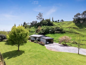 Farmlet in Desirable Location