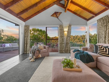 Your Own Farm Cove Retreat