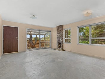 Great Do-Up Opportunity - Calling All Renovators