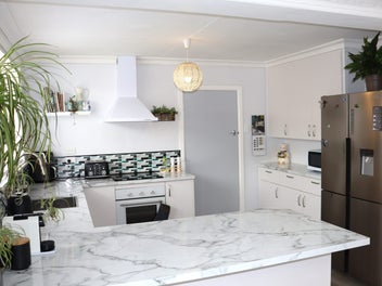 Spacious Home & Oasis to Enjoy!