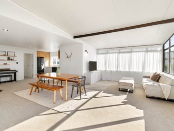Beautifully Renovated Coastal Living