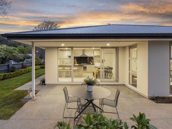 Bowenvale Beauty
