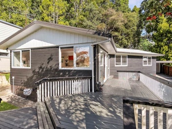 Your Titirangi Lifestyle Starts Here.