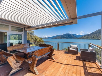 A grand waterfront legacy