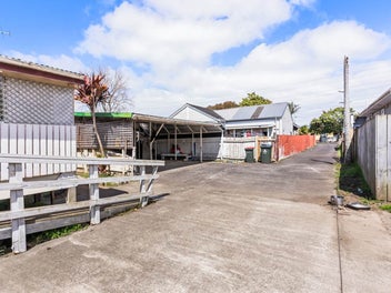 Rare Development Potential, ESTATE Sale!
