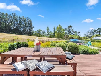Privacy, Space and a Modern Sleepout.