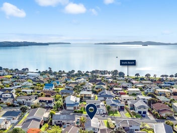 Charming coastal living