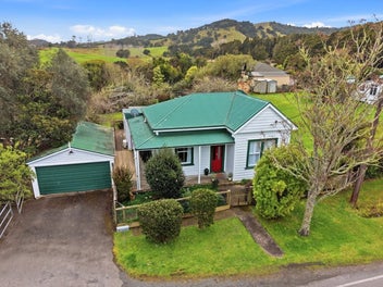THE HEART OF KAIPARA FLATS